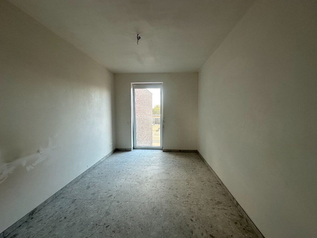 Ruime nieuwbouwwoning op goede ligging te Langemark-Poelkapelle 