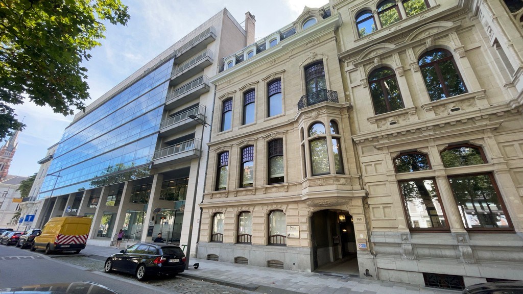 Kantoren te huur in monumentale herenwoning in Antwerpen