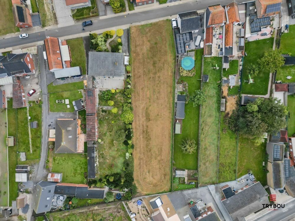 Ruim perceel bouwgrond (1654 m²) in het landelijke Houthulst. 