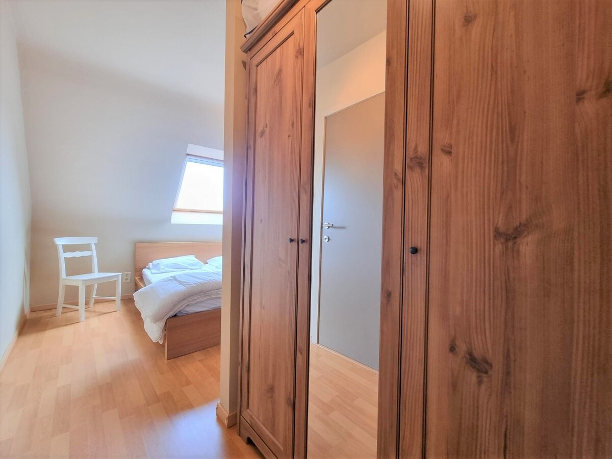 Zeer goed gelegen, gezellig appartement met grote terrassen te Heist 