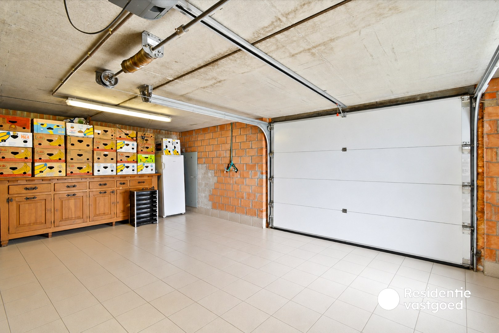 Ruime en instapklare villa met 4 slaapkamers, garage, tuin en 2 terrassen 