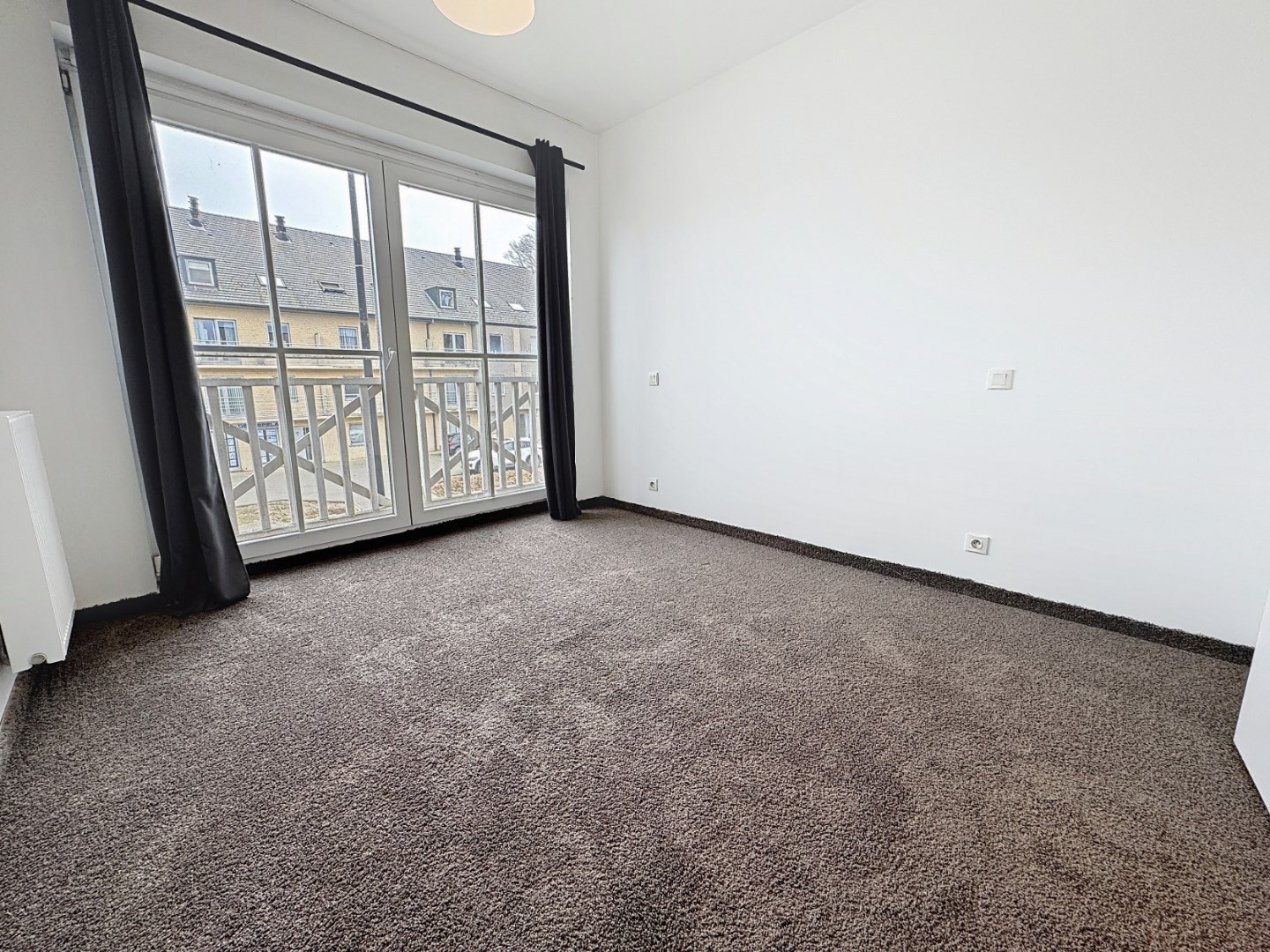 Ruim en lichtrijk appartement met 3 slaapkamers 