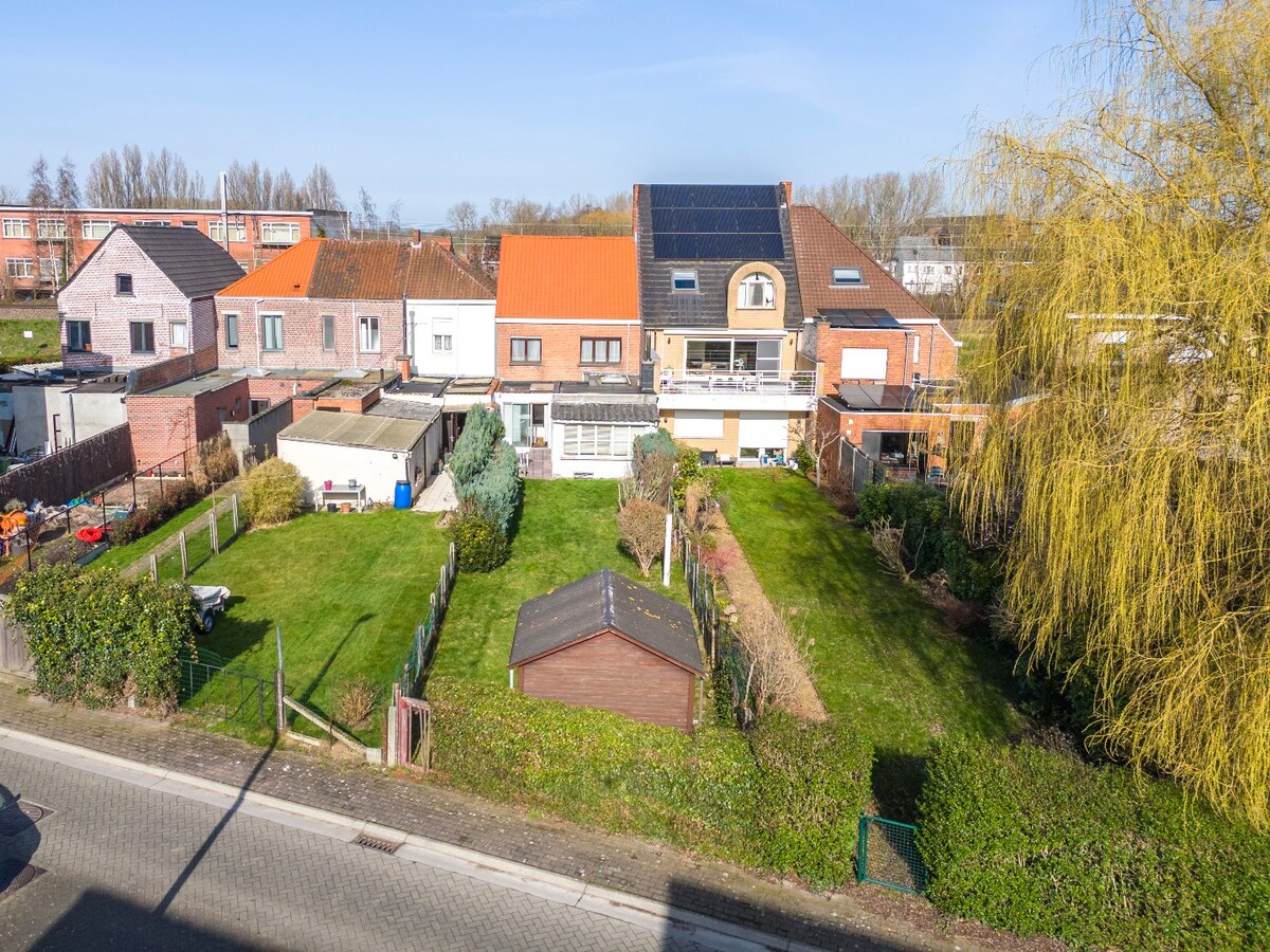 Te renoveren woning met veel potentieel nabij station/centrum Wetteren 
