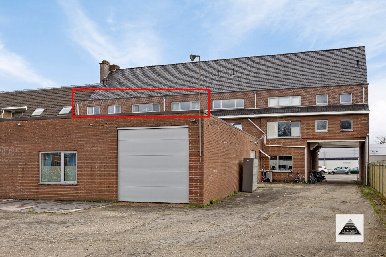 Gezellig  appartement met 2 slaapkamers en parking! 