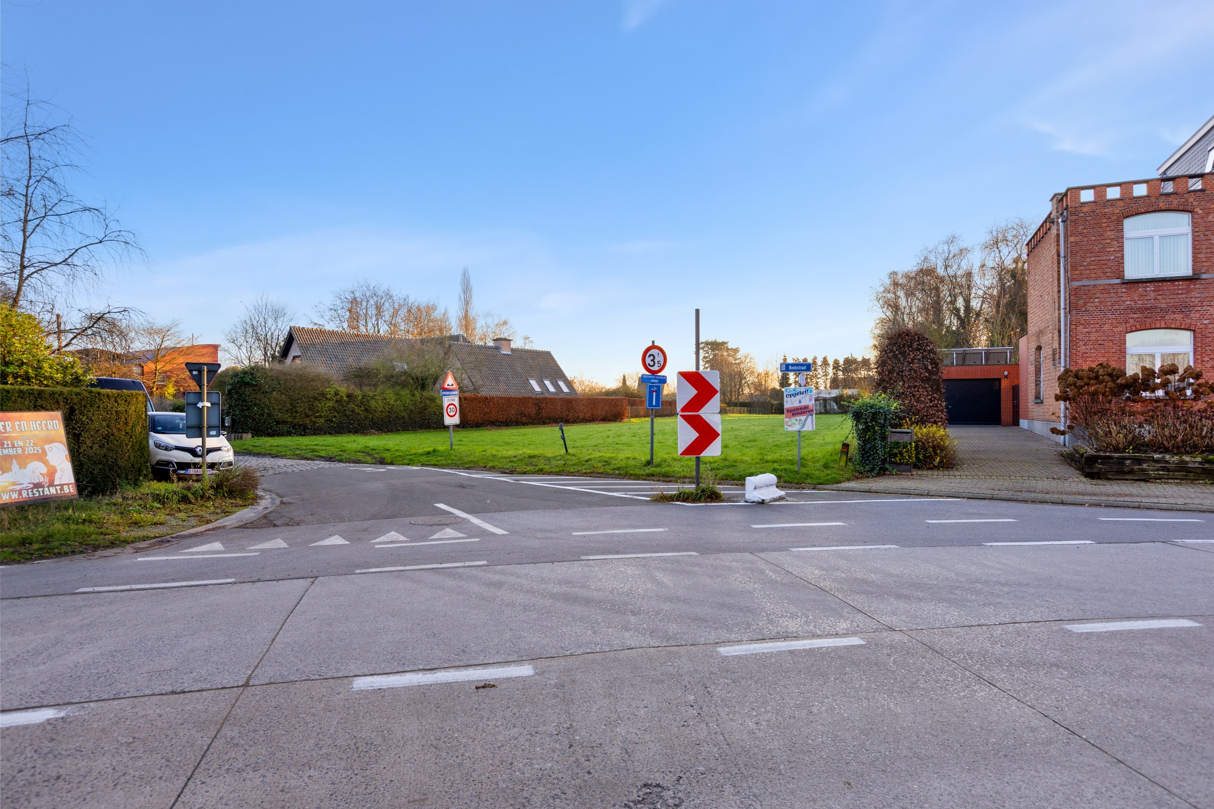 Uniek perceel bouwgrond voor open bebouwing 