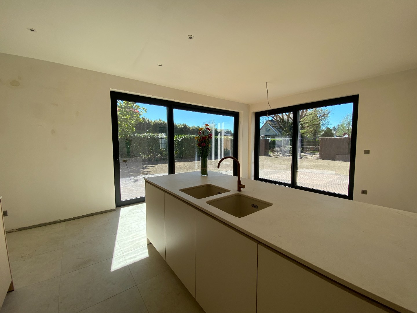 Exclusieve, energiezuinige nieuwbouwwoning op een discrete ligging te Waregem! 