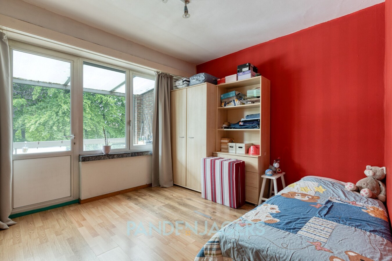 Ruim appartement in kleinschalige building te Brasschaat 