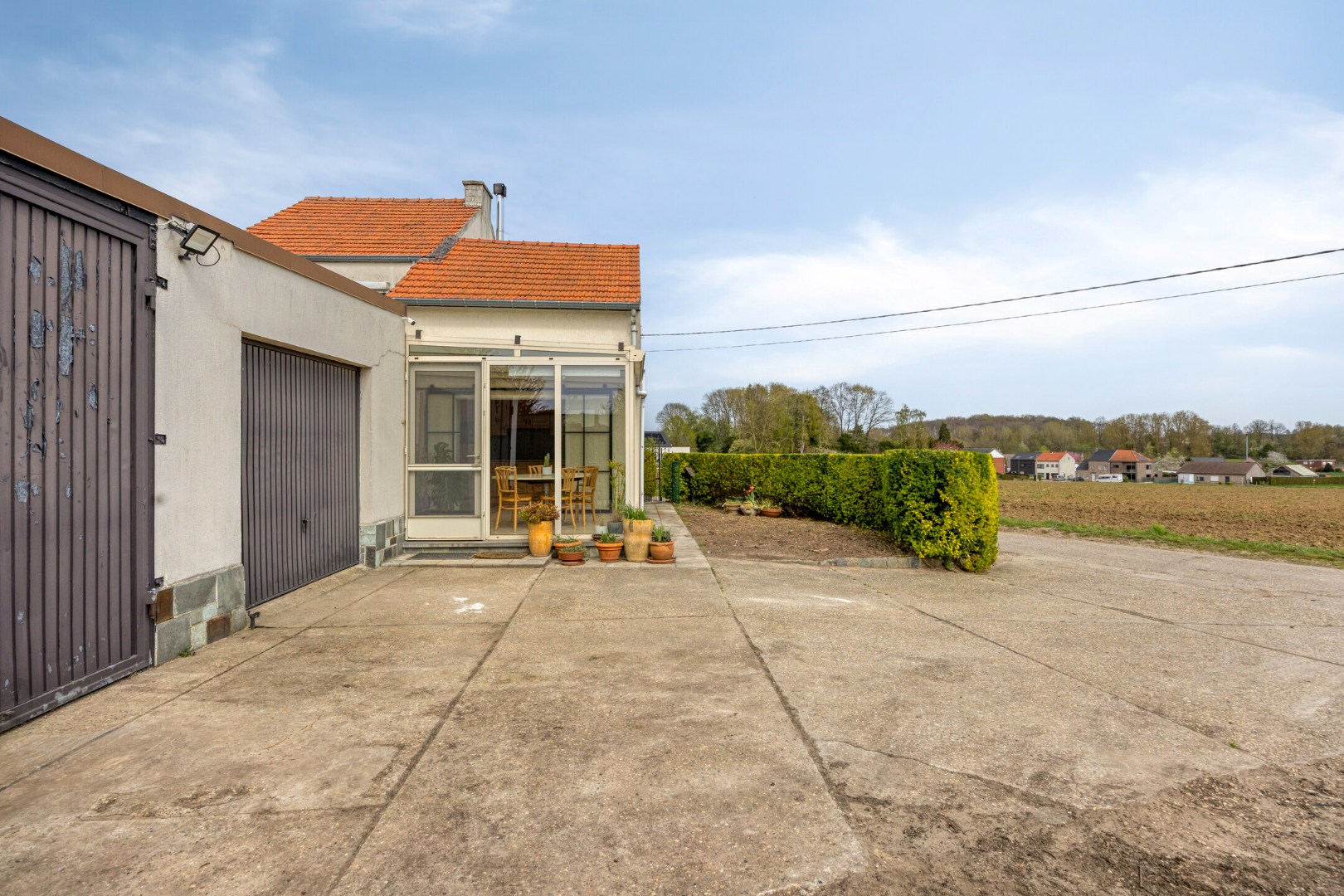 Open bebouwing op unieke locatie in Lubbeek met veel mogelijkheden  – EPC 567 kWh/m² - bewoonbare opp. 144 m² 