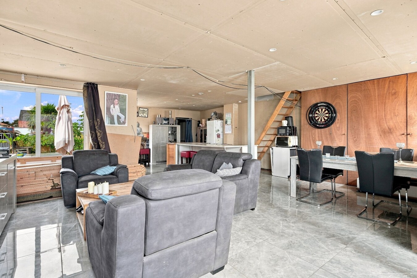 Woning met 4 slaapkamers op centrale ligging 