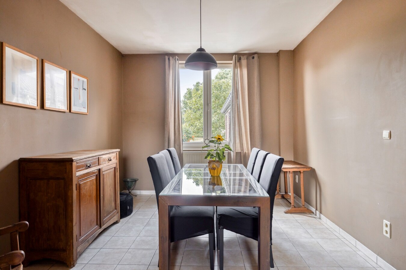 Prachtige woning met tuin, terras en garage 