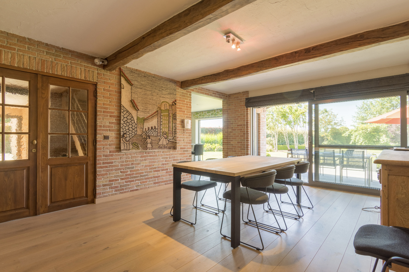 Ruime bemeubelde villa op residentiële ligging te Drongen (Baarle) 