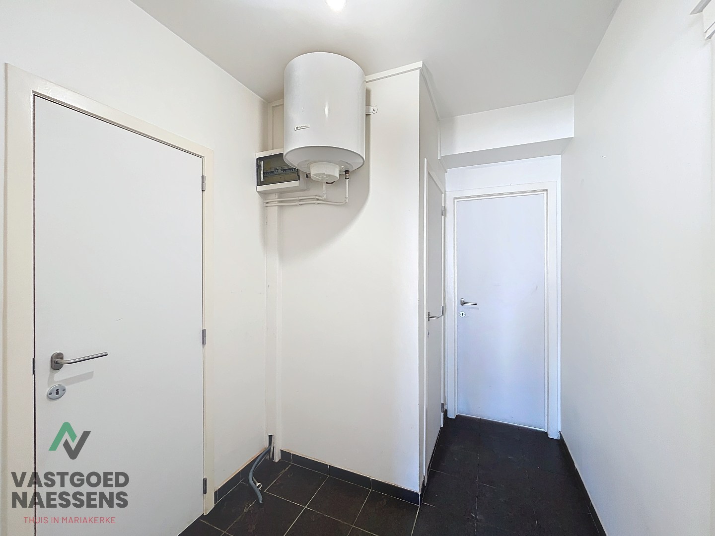 Prêt à emménager, appartement d'une chambre dans un quartier résidentiel calme. 