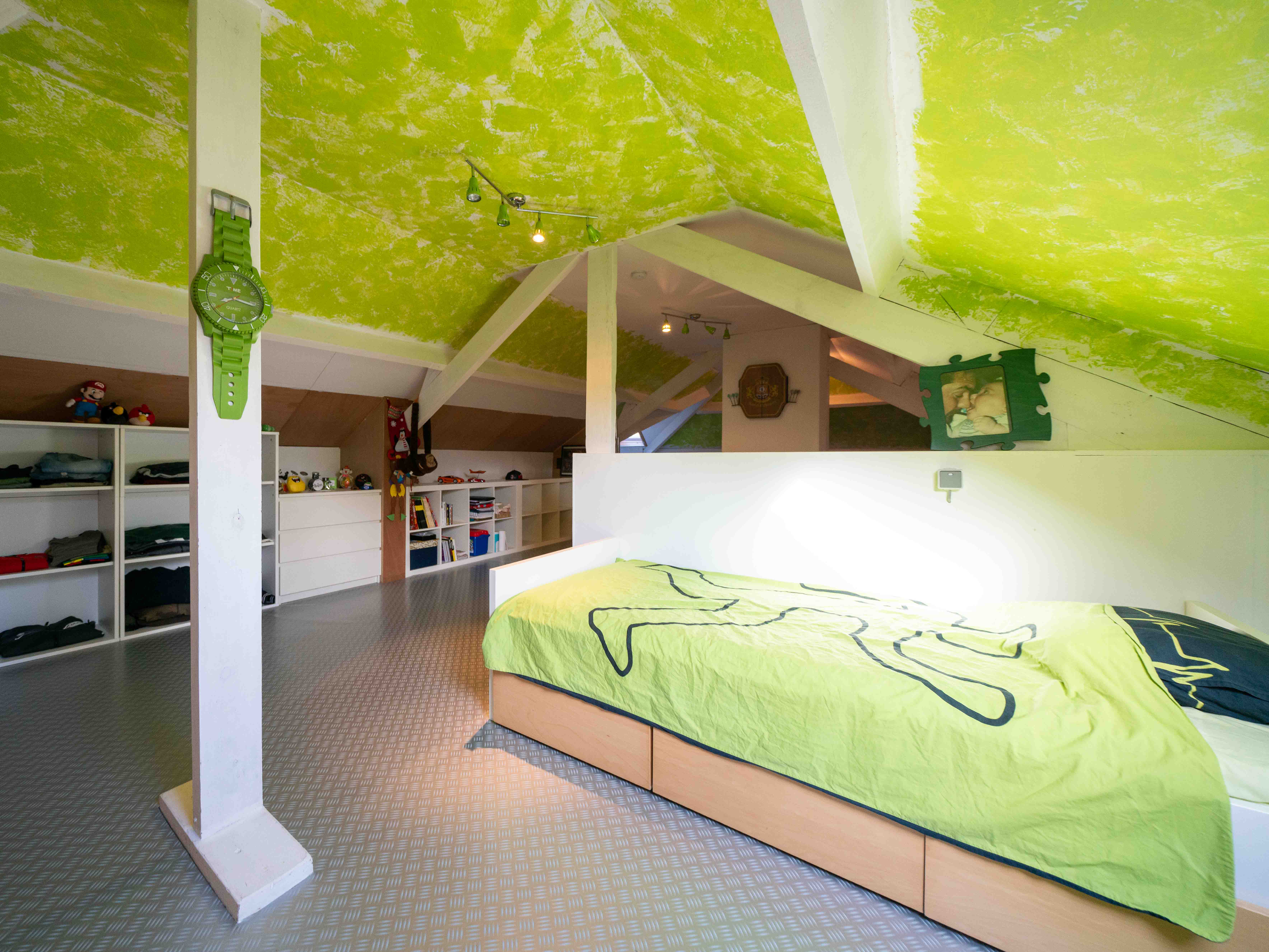 Volledig gerenoveerde woning in rustige woonwijk 