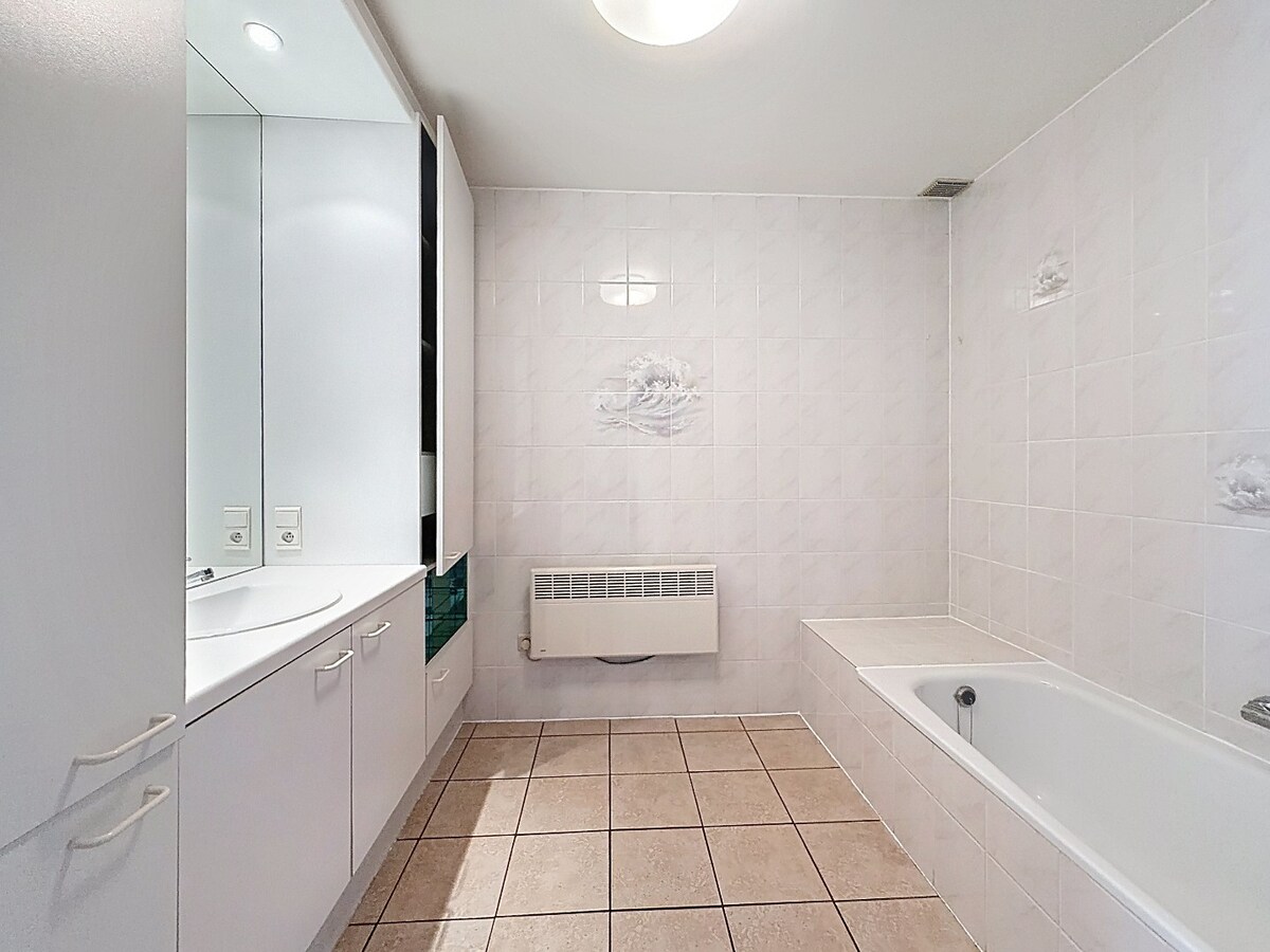 Leuk appartement met groot terras en garage nabij centrum Zottegem 