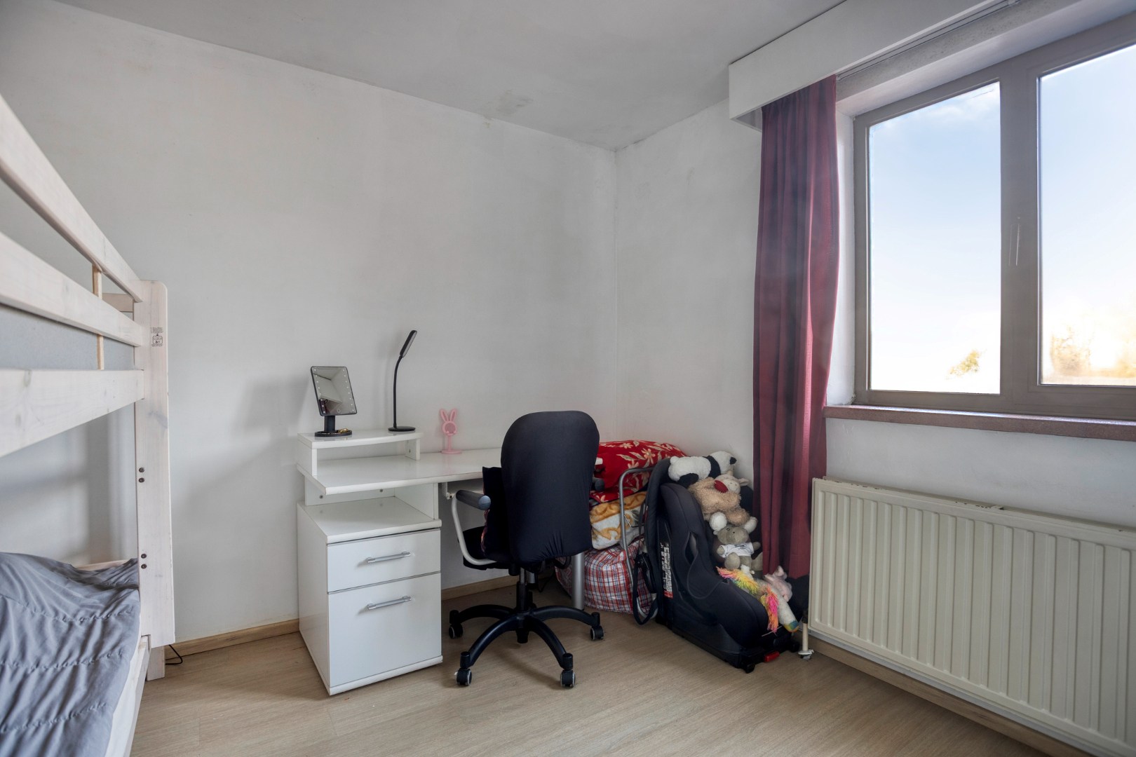 Instapklaar appartement met 3 slpk. in Geel-centrum 