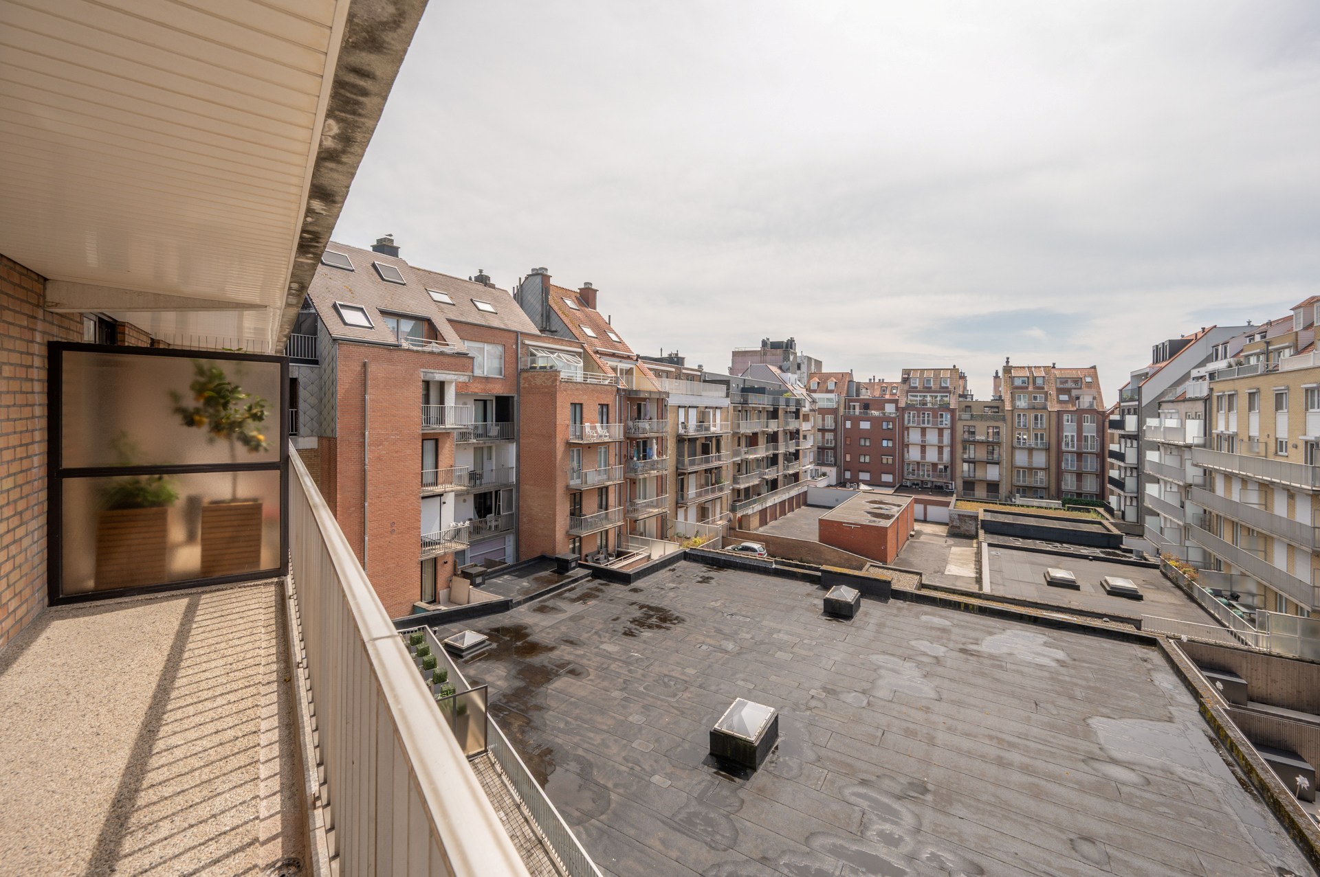 Luxueus gerenoveerd appartement op TOPlocatie in Knokke 