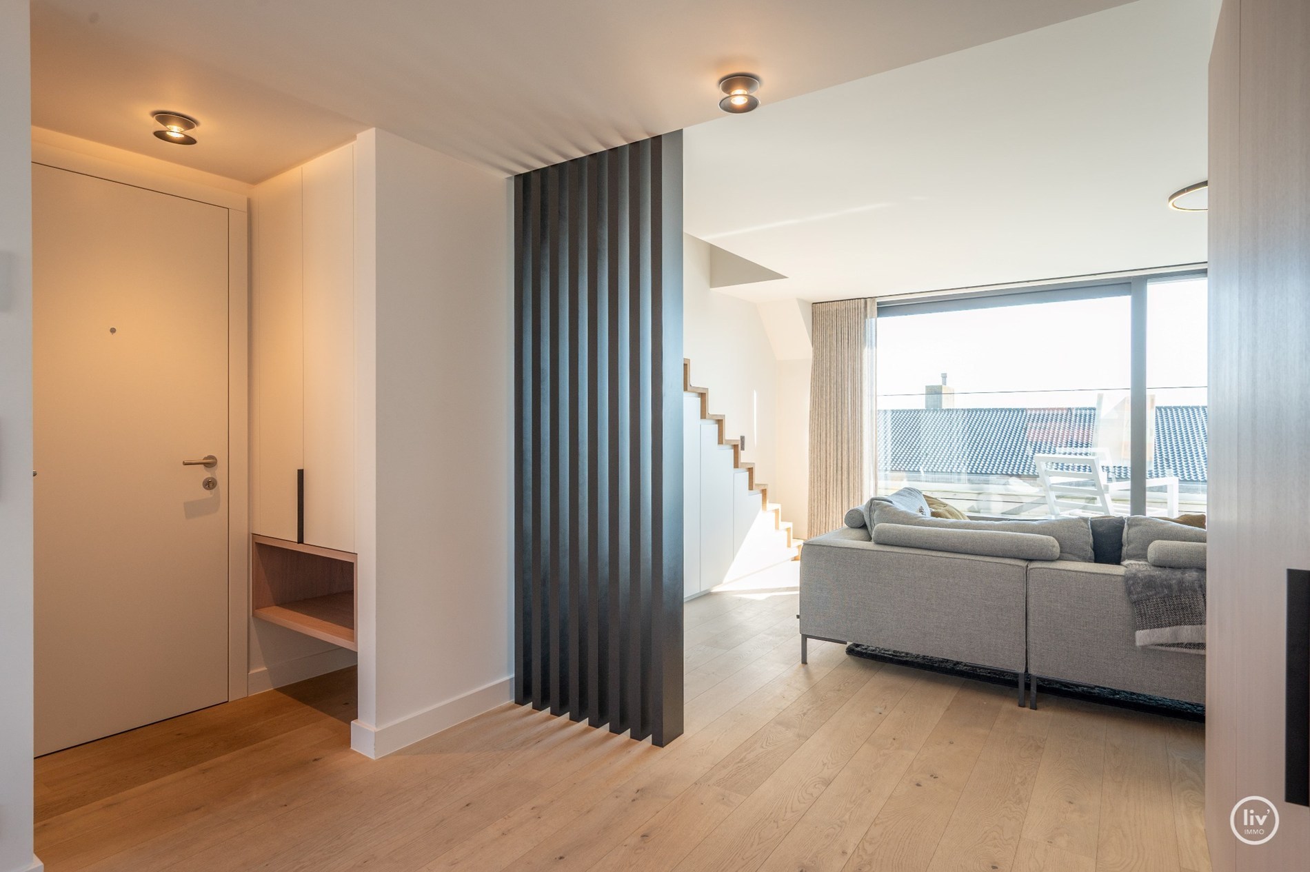 Élégant et récemment rénové duplex appartement au cœur de Knokke. 