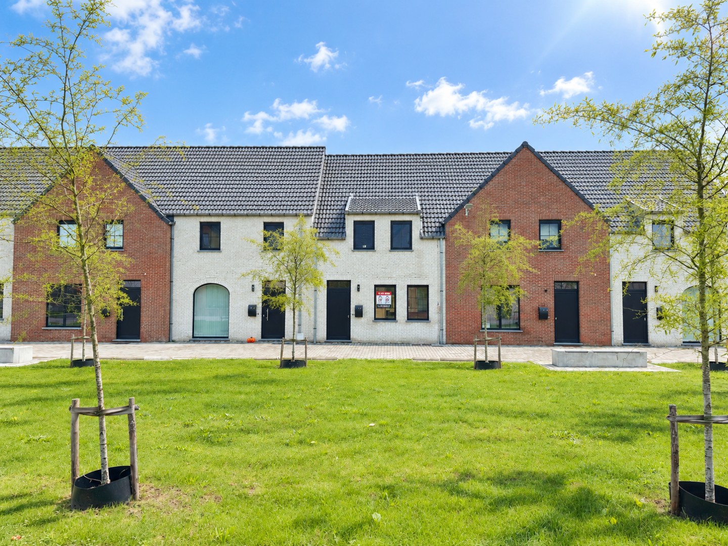 Mooie nieuwbouwwoning met 3 slpk en tuin, rustig gelegen in Torhout Wijnendale 