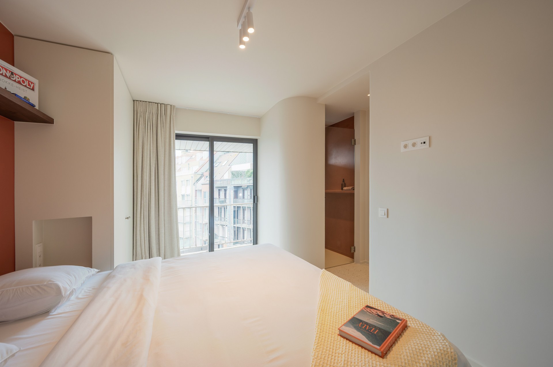 Luxueus gerenoveerd appartement op TOPlocatie in Knokke 