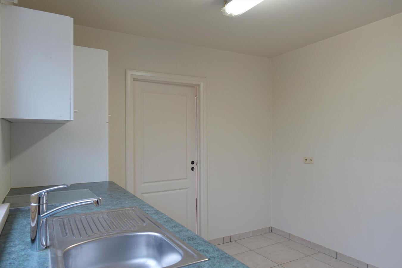 Zeer ruime villa gelegen te Bekegem 