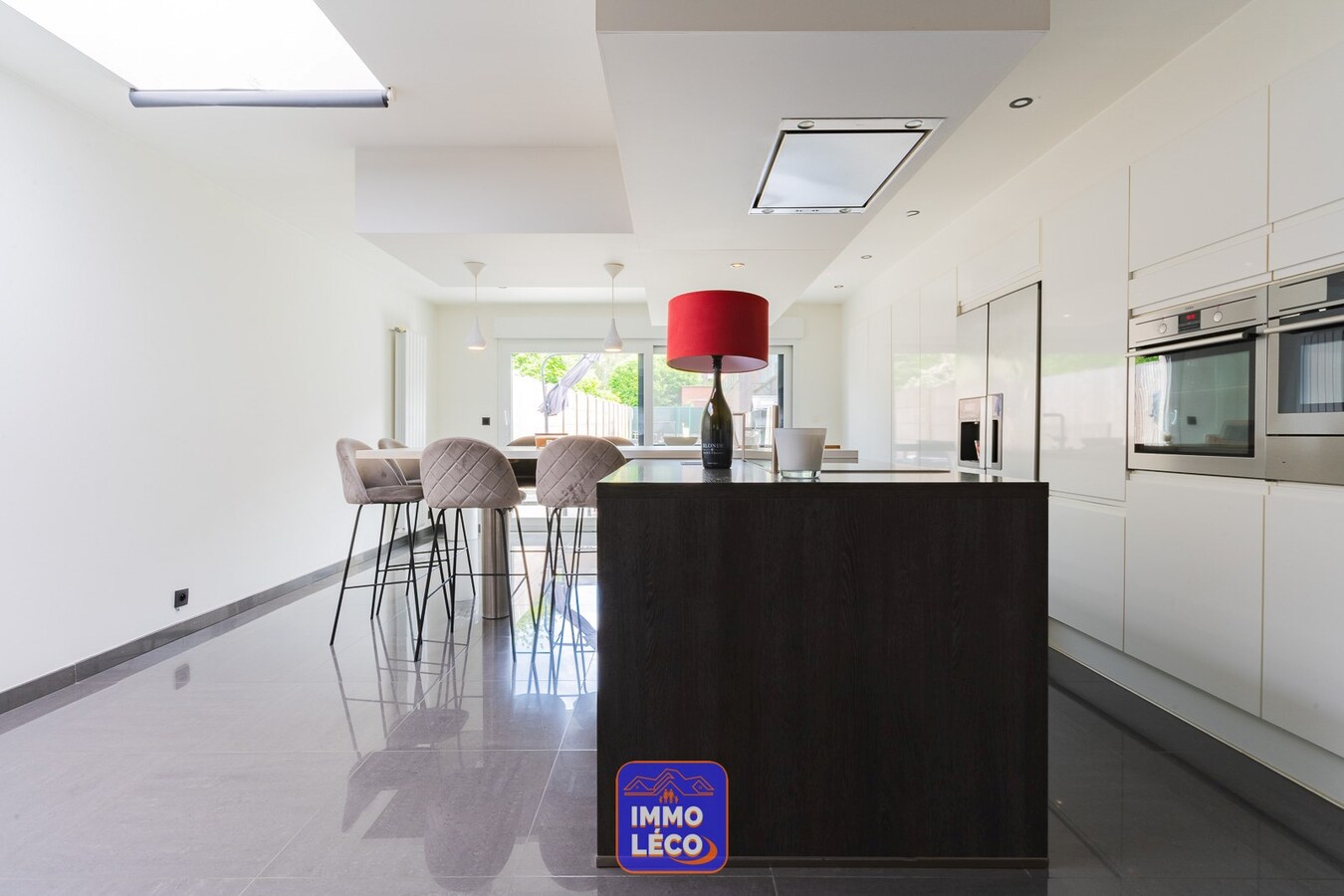 Maison moderne entièrement rénovée avec jardin, dans le village de Luingne ! 