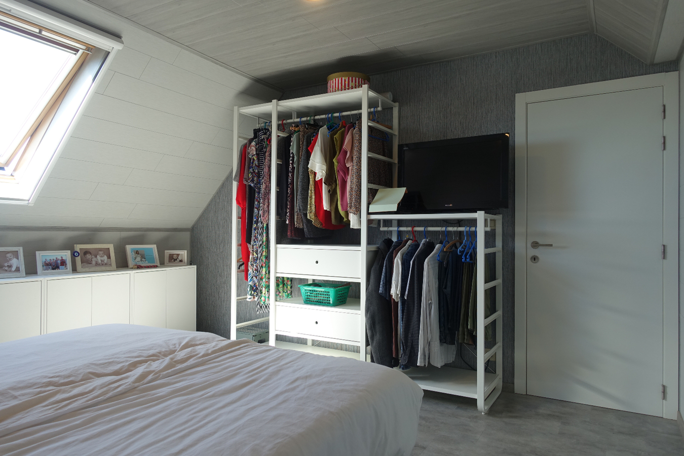 Instapklare woning met garage in centrum Zerkegem 