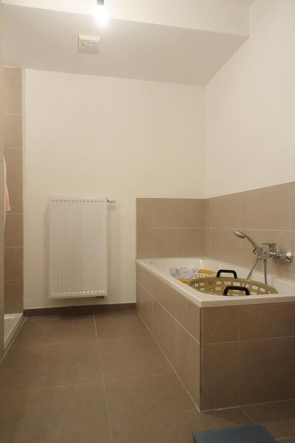 Modern gelijkvloers appartement met 2 slaapkamers 