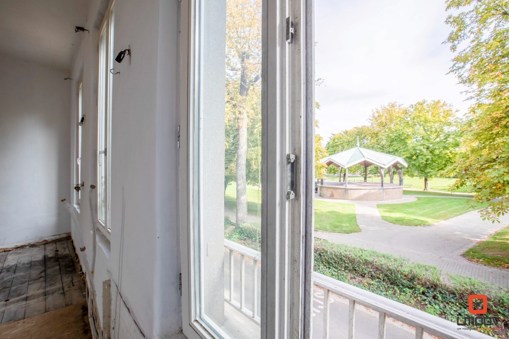 Te renoveren stadswoning met tuin op toplocatie! 