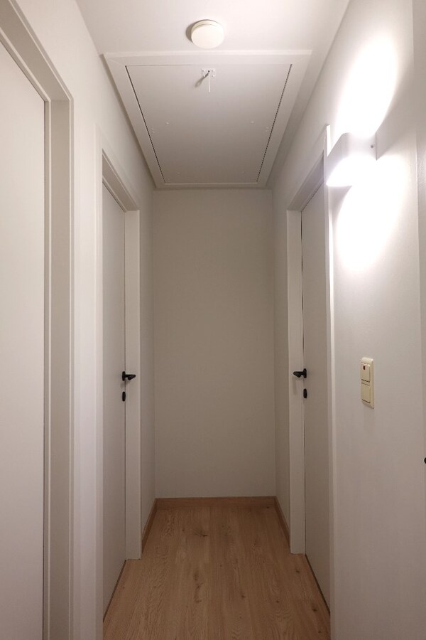 Gerenoveerde stadswoning op uitstekende ligging met binnentuin en garagebox 