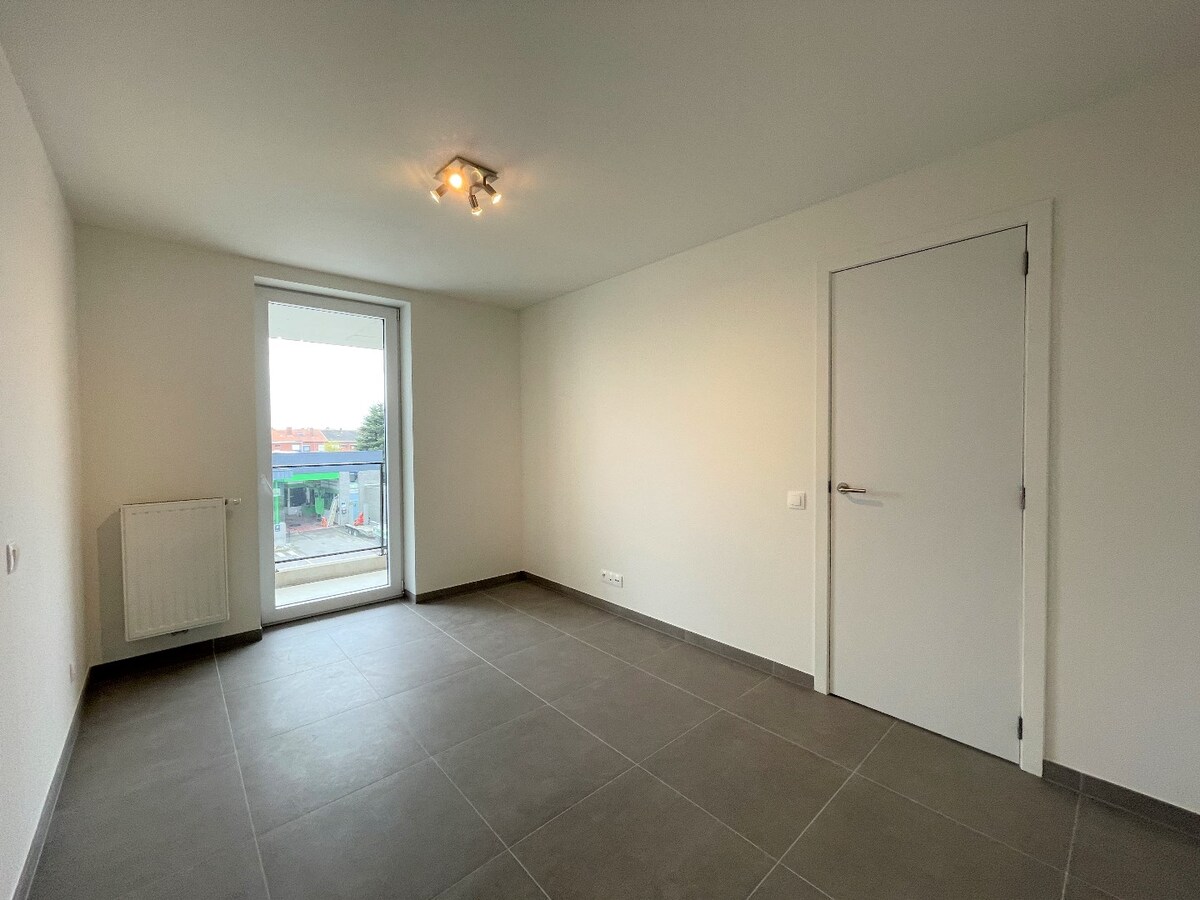 Appartement met één slaapkamer en autostaanplaats in rustige residentie! 