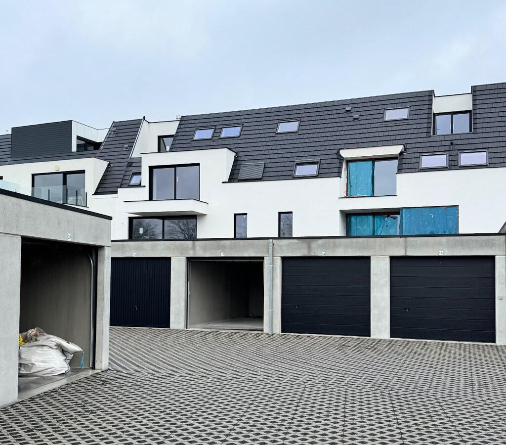 Uniek nieuwbouw appartement met 2 slaapkamers en veel zonlicht te Eernegem 