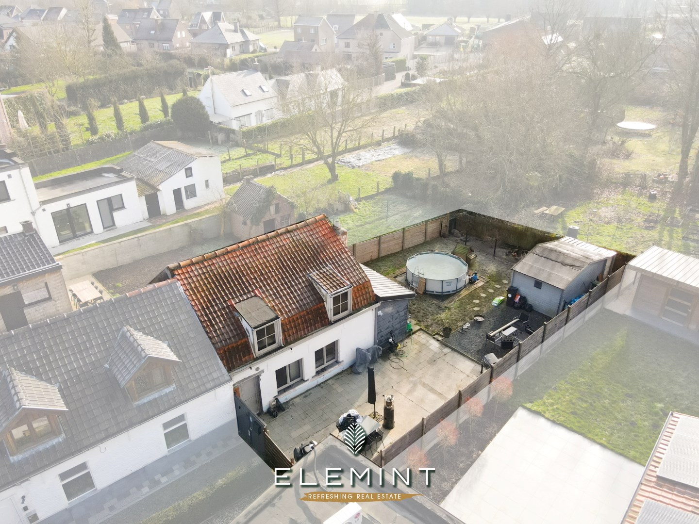 Heel rustig gelegen gezellige woning te Hillegem 