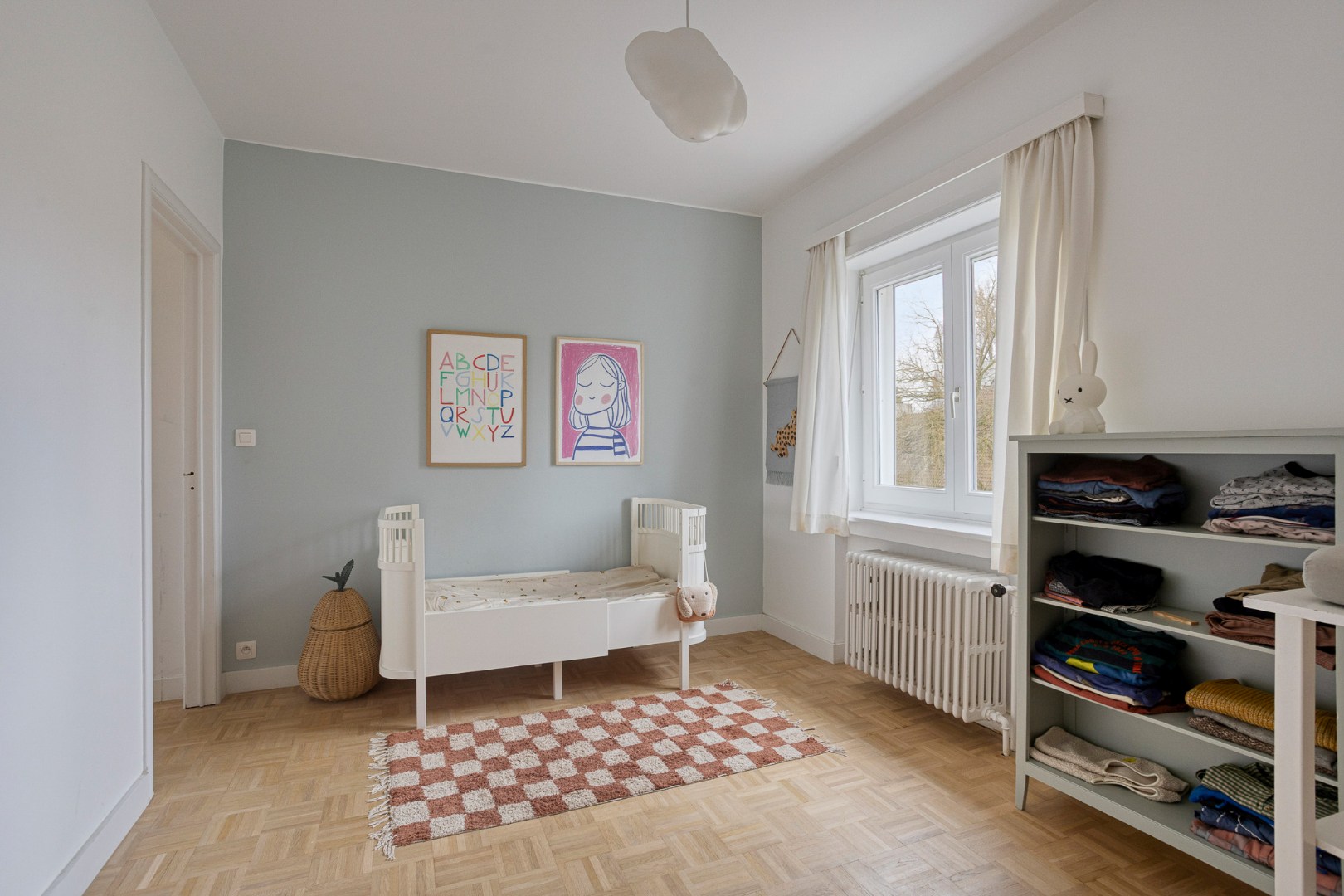 Authentieke en karaktervolle VILLA in residentiële, groene omgeving 1650 BEERSEL 