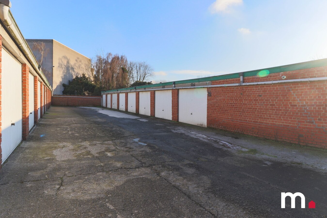 Ruim gerenoveerd appartement op een goede ligging voorzien van alle comfort ! 