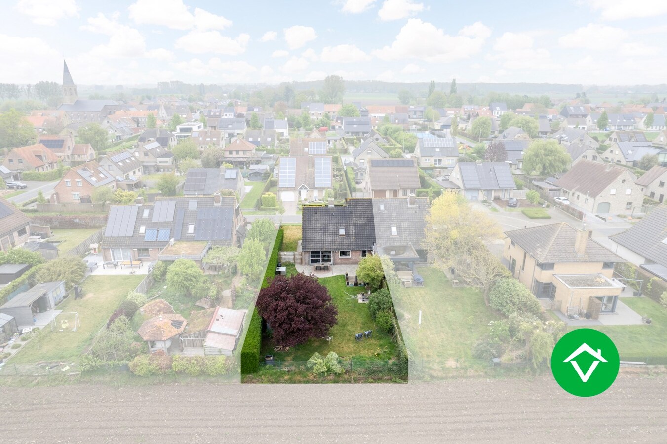 Woning met 4 slaapkamers en tuin te Gistel 