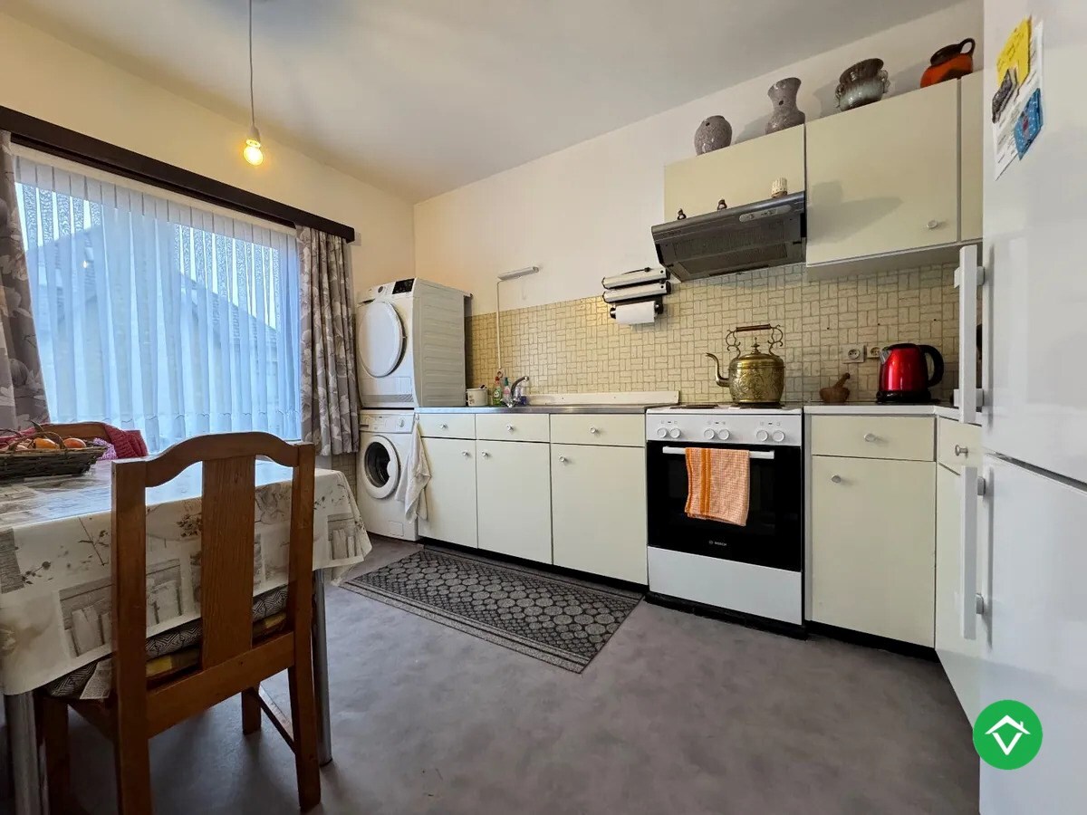 Appartement met 2 slaapkamers en garage in centrum Koekelare 