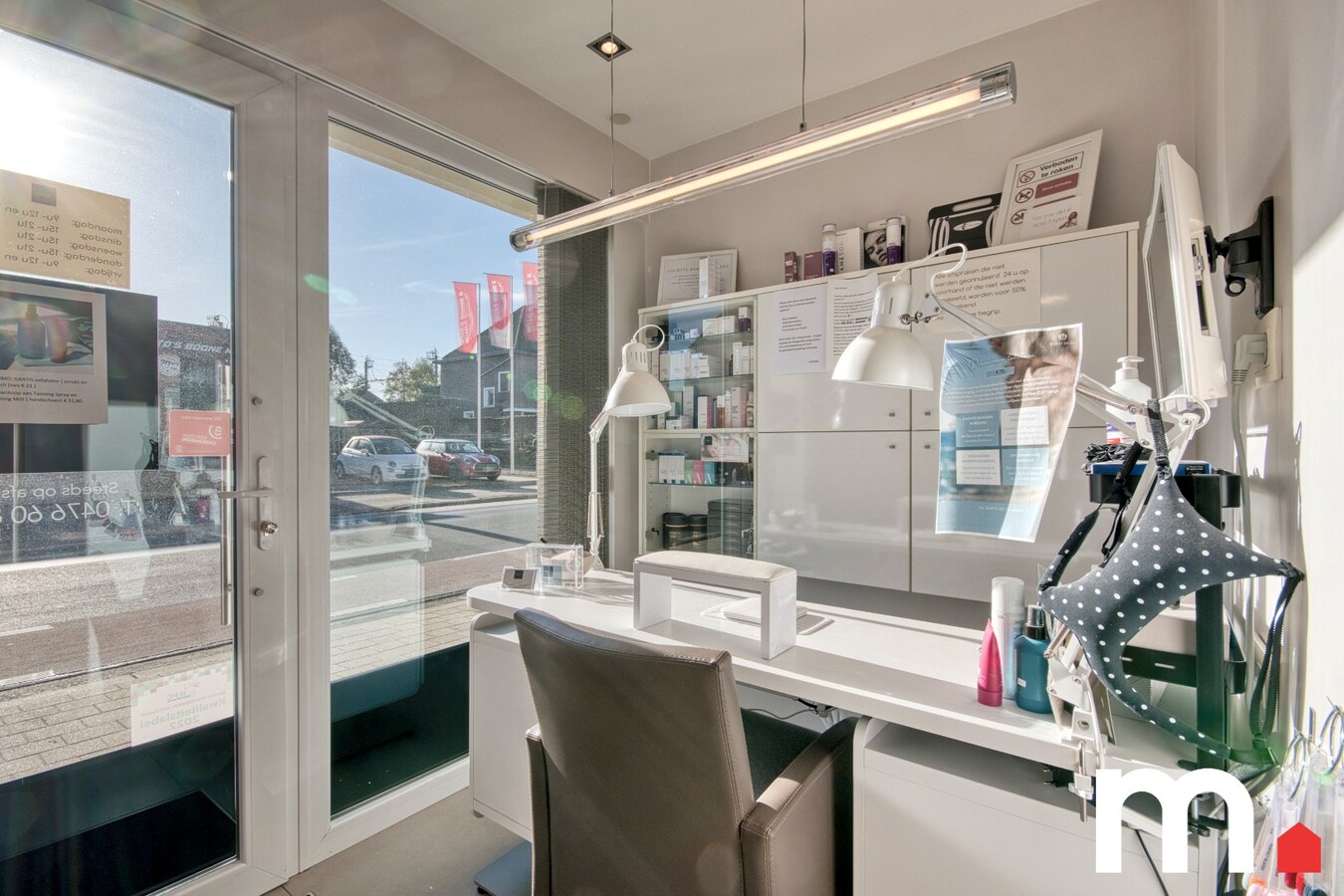 Centraal gelegen, instapklare woning met praktijkruimte én EPC B  te Kortrijk ! 