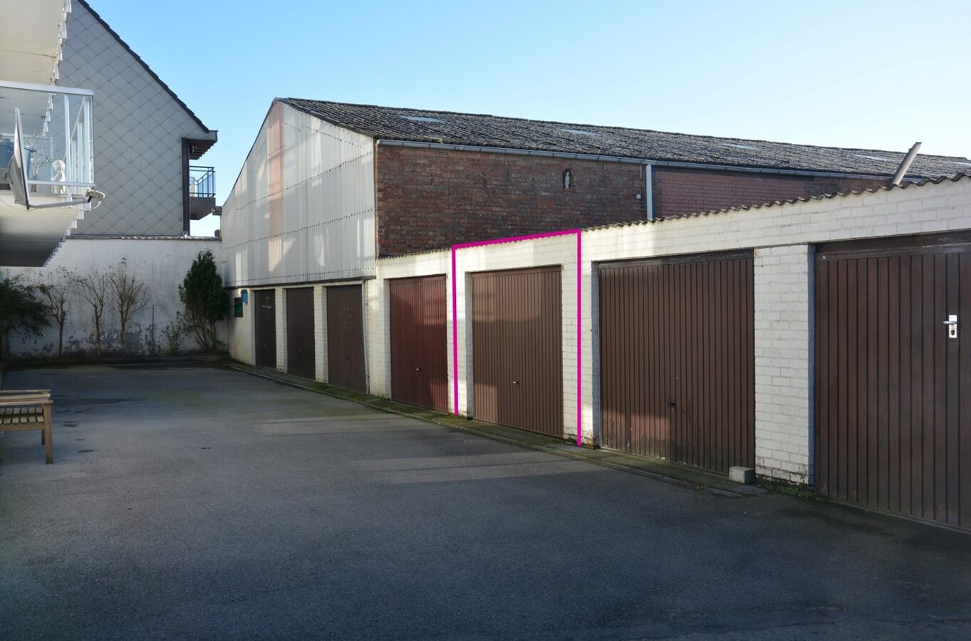 Instapklaar appartement met garagebox 