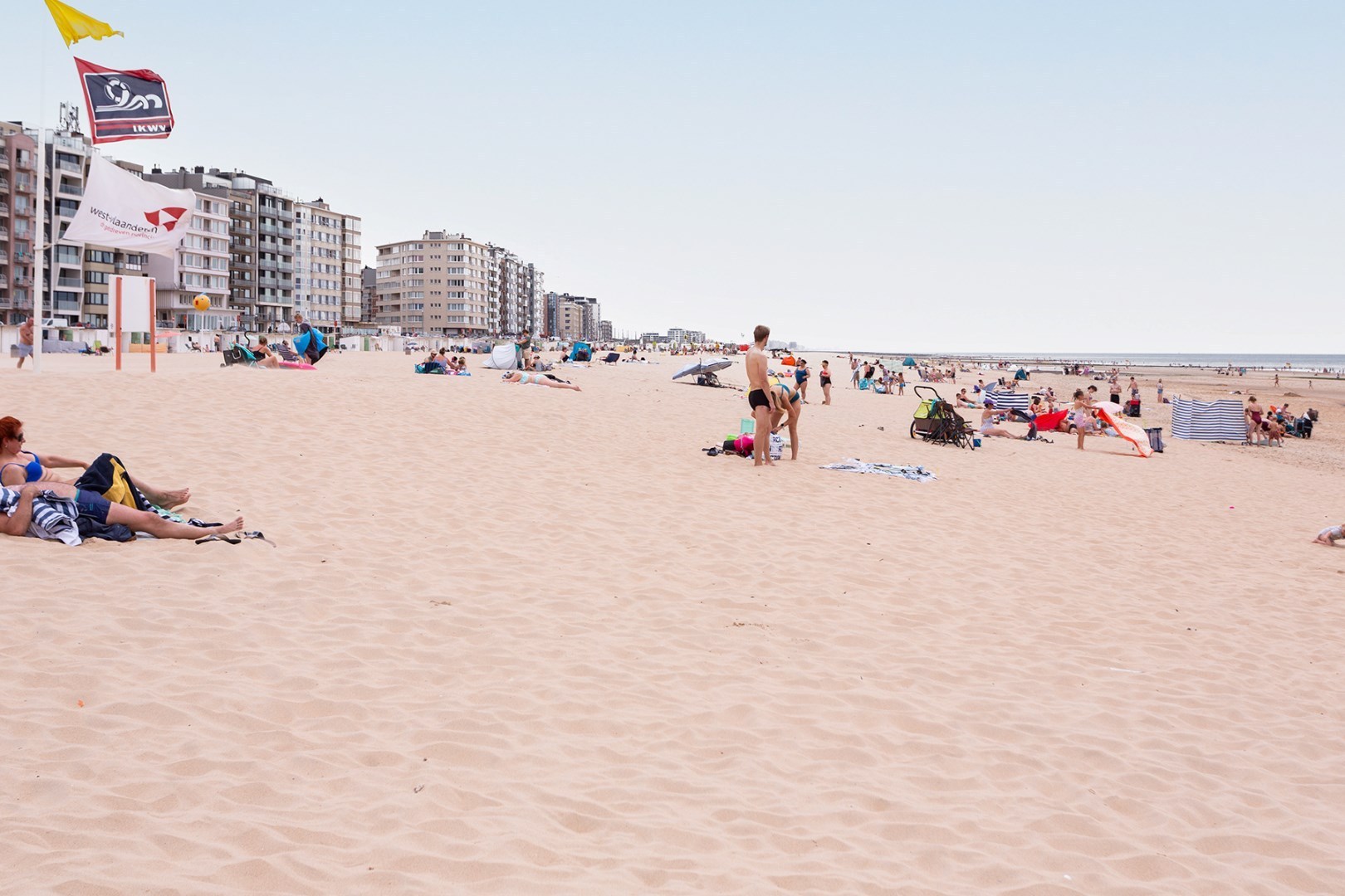Volledig gerenoveerd appartement op de Zeedijk 