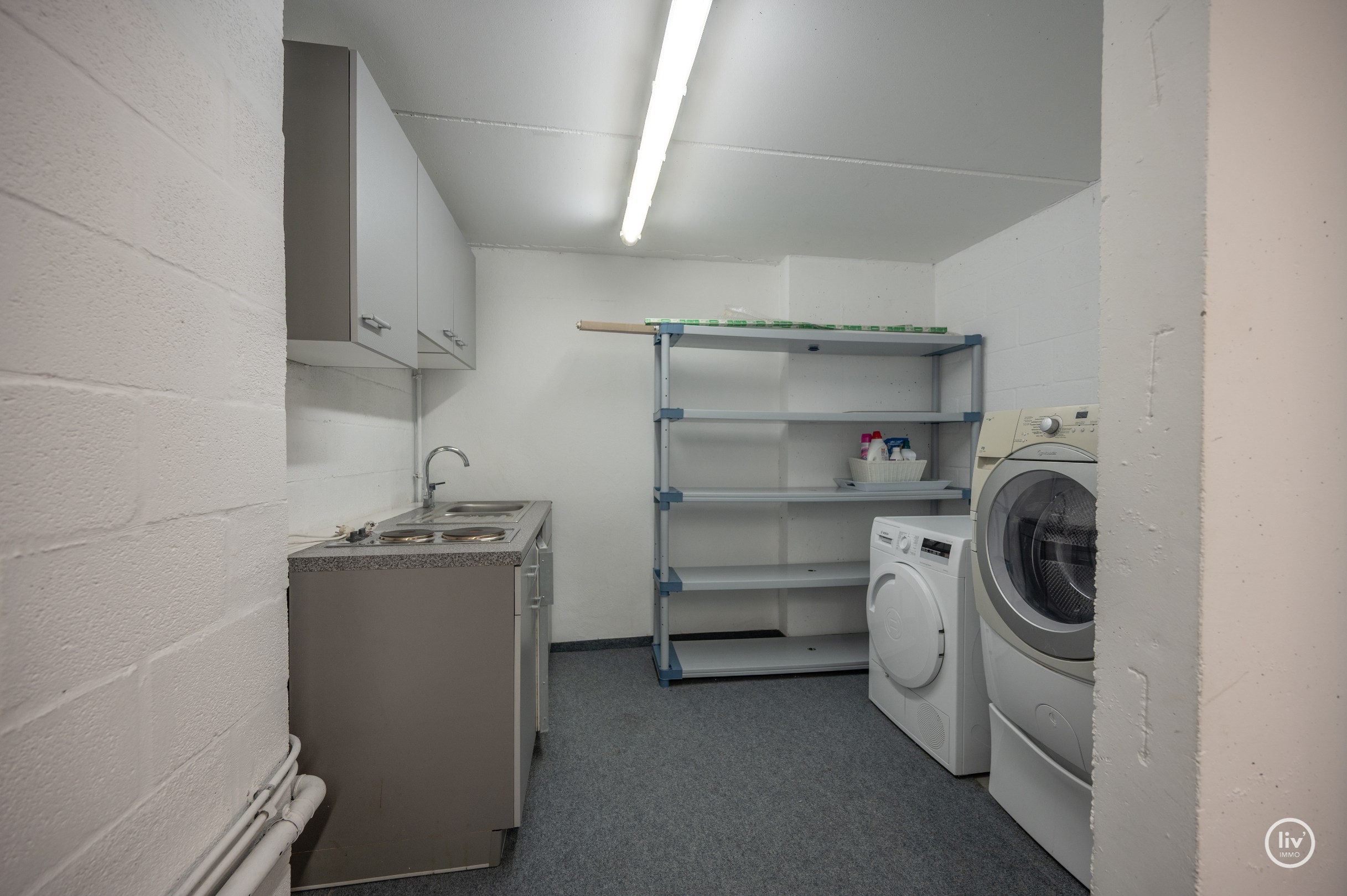 Ruim en mooi afgewerkt appartement gelegen op de zeedijk van Heist 