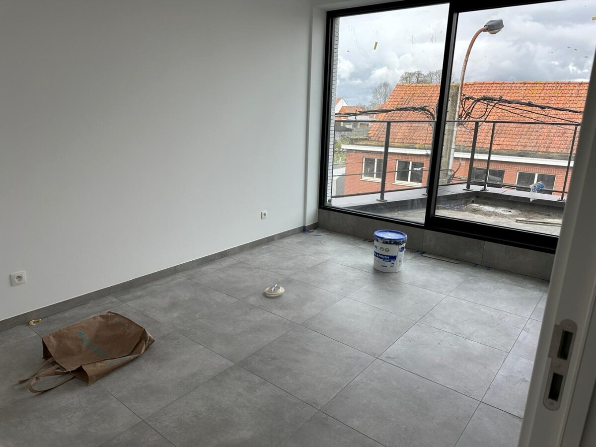 Appartement te huur op 2de verdiep met 2 slaapkamers 