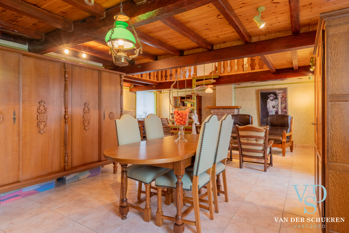 Exceptioneel gelegen eigendom in Makkegem. 