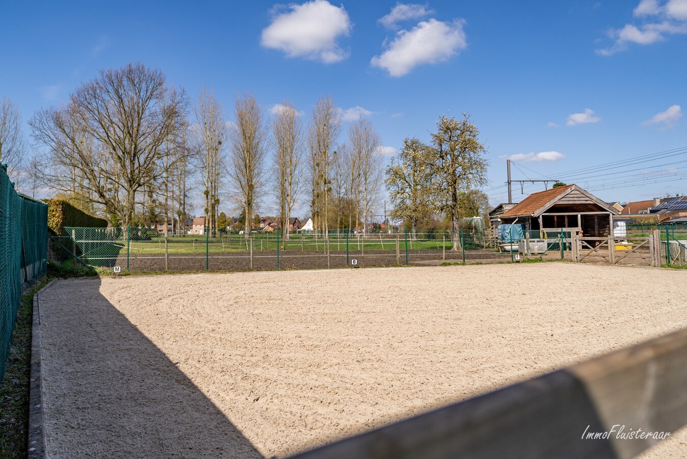 Charmante boerderij met piste en weides op ca. 59 are te Hoeselt 