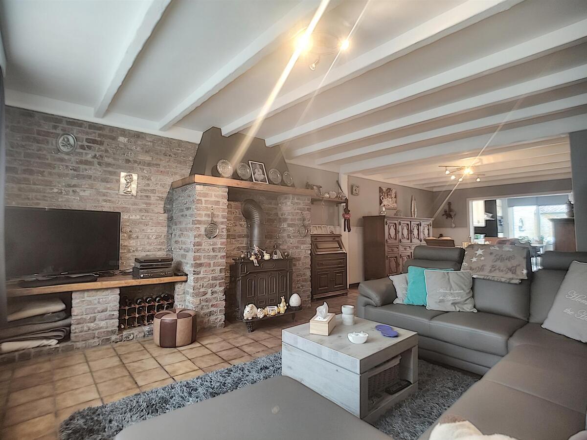 Grote gezinswoning met aangenaam zonneterras - Heist 