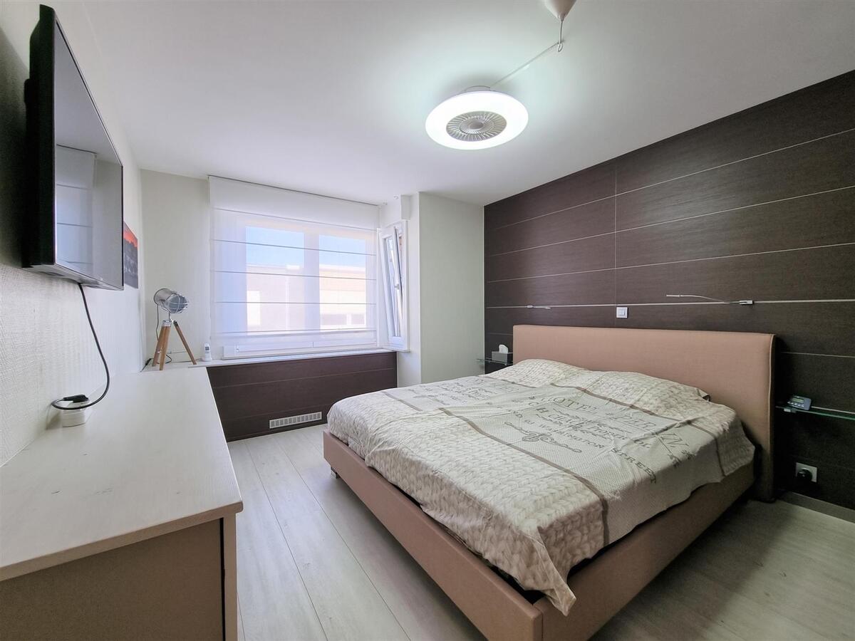 Goed gelegen, knappe bel-étagewoning met zongerichte tuin - Heist 