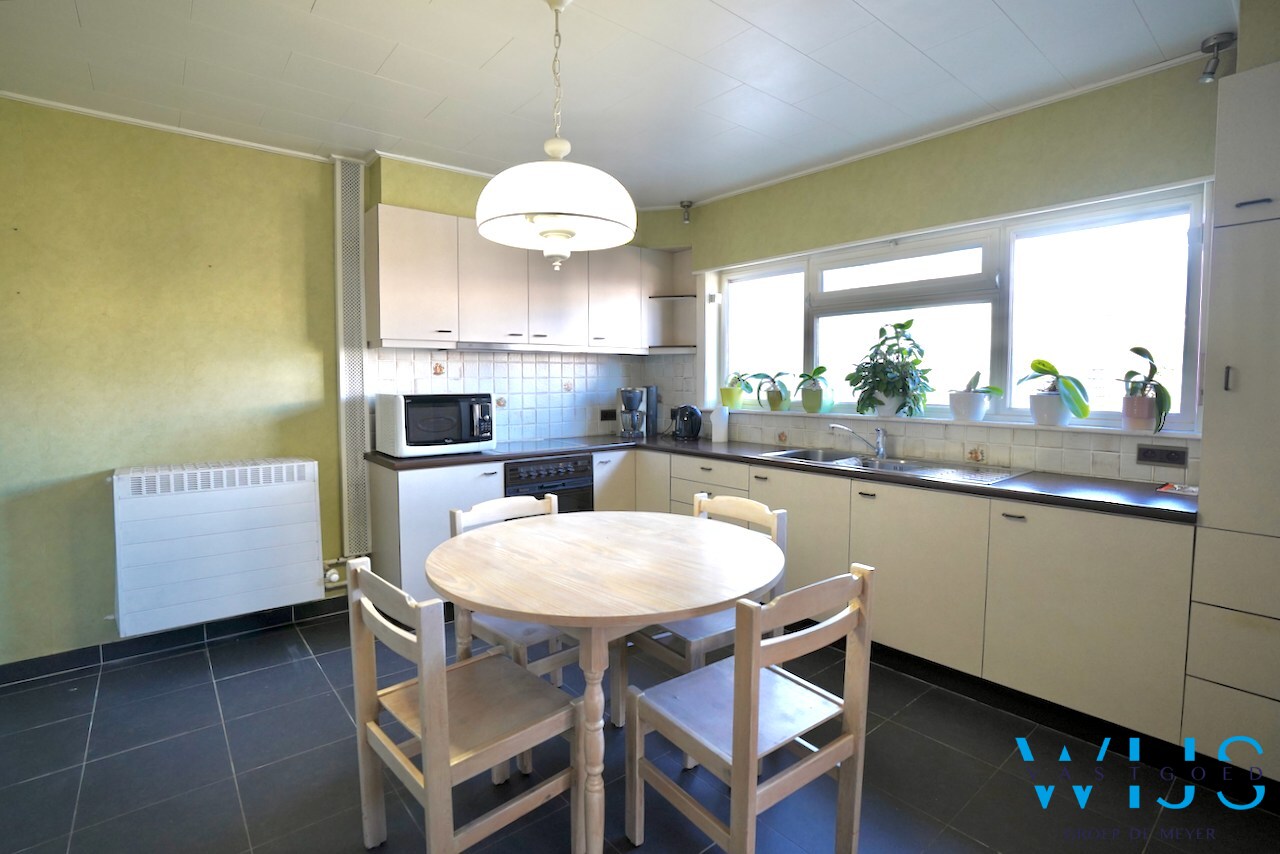 Tof woonhuis in een rustige woonwijk te Ertvelde ! 