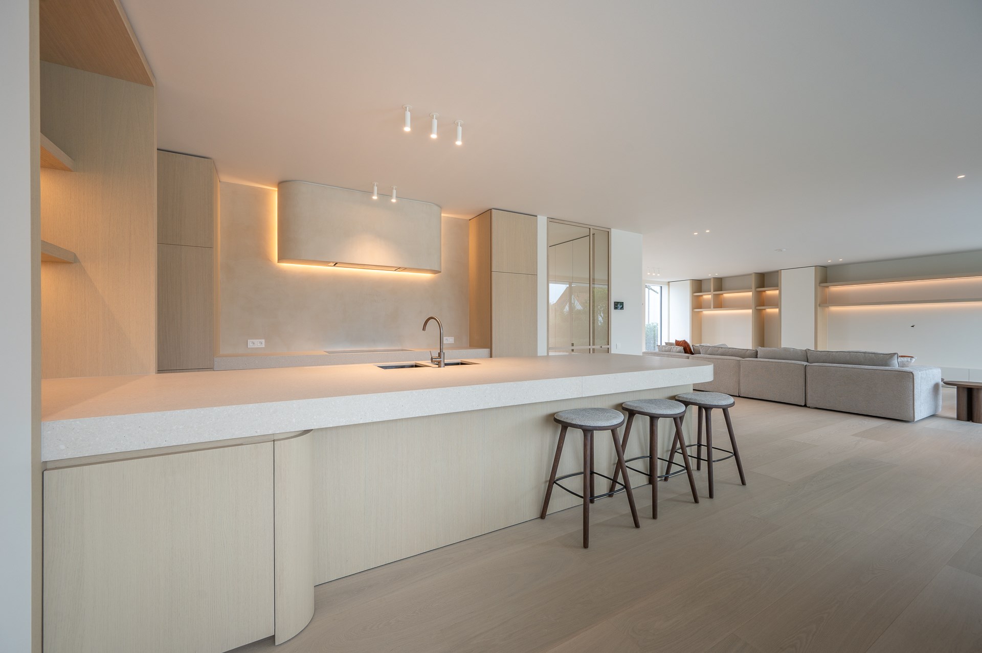 Luxueuze volledig afgewerkte nieuwbouwvilla gelegen aan de rand van het Zoute. 