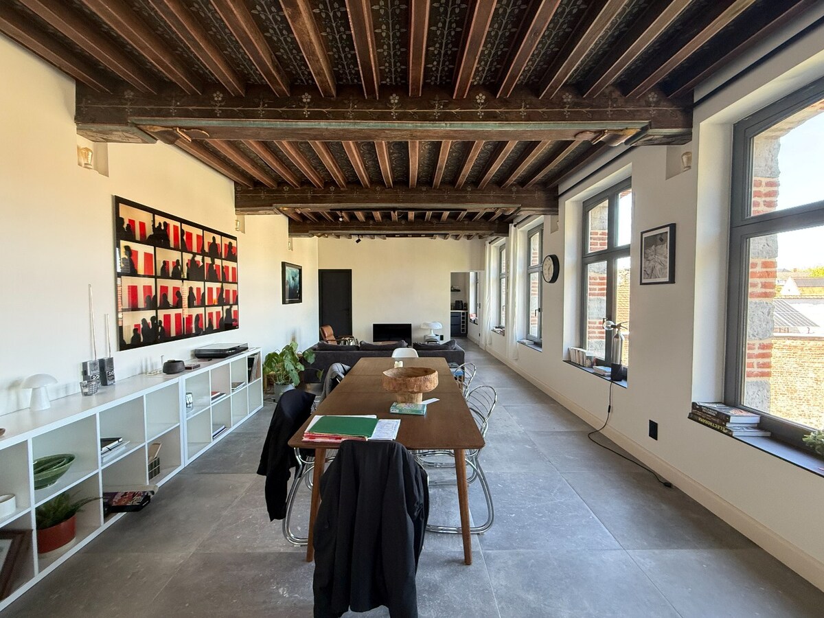 Duplex en plein coeur de Tournai ! 