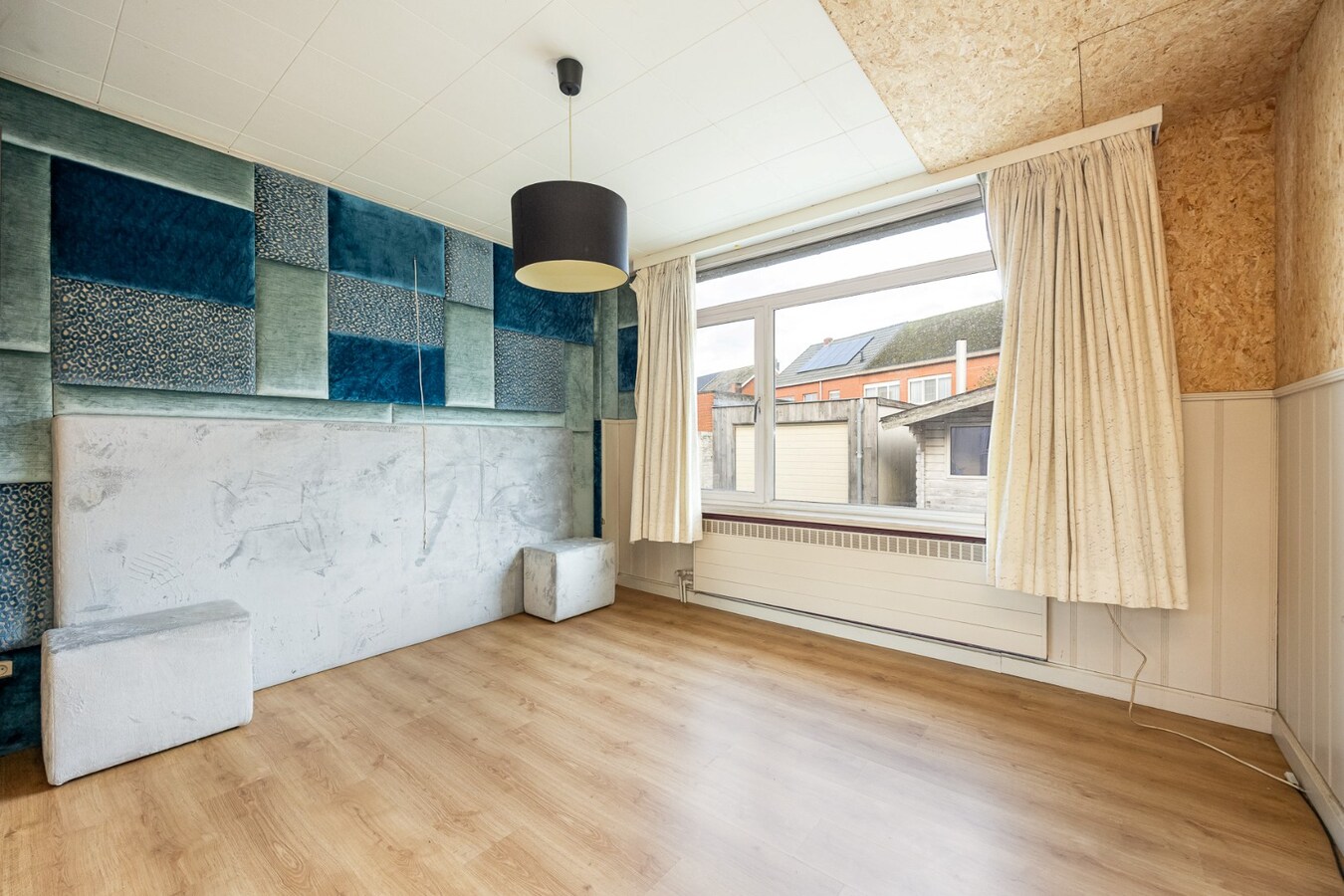 Op te frissen open bebouwing in het centrum van Sint-Antonius 