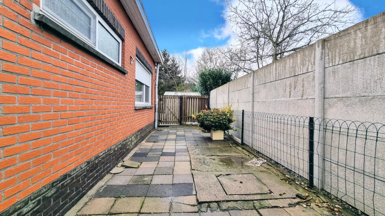 Bungalow op 802 m² in rustige woonwijk 